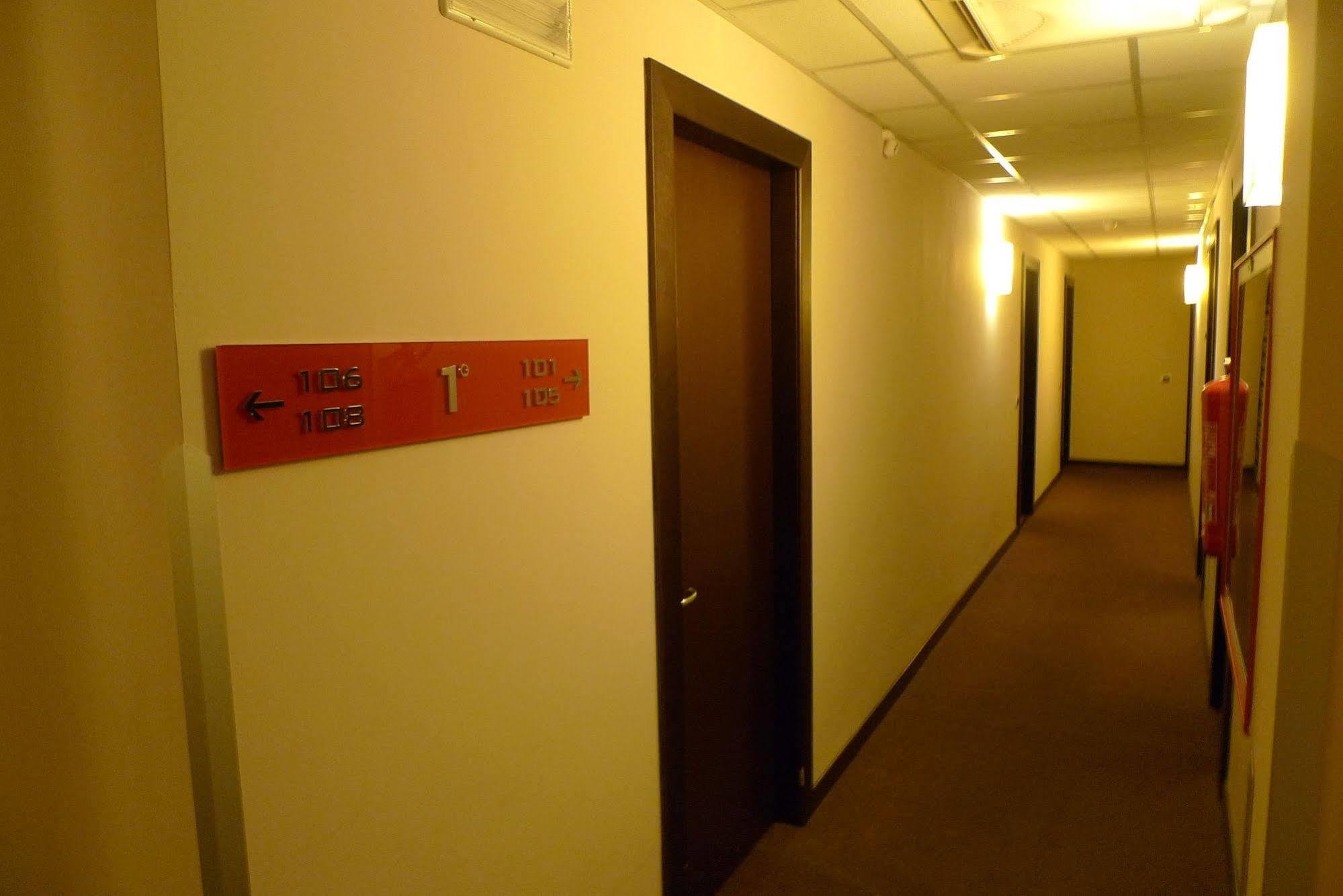 Hotel De Meis Capistrello Екстериор снимка